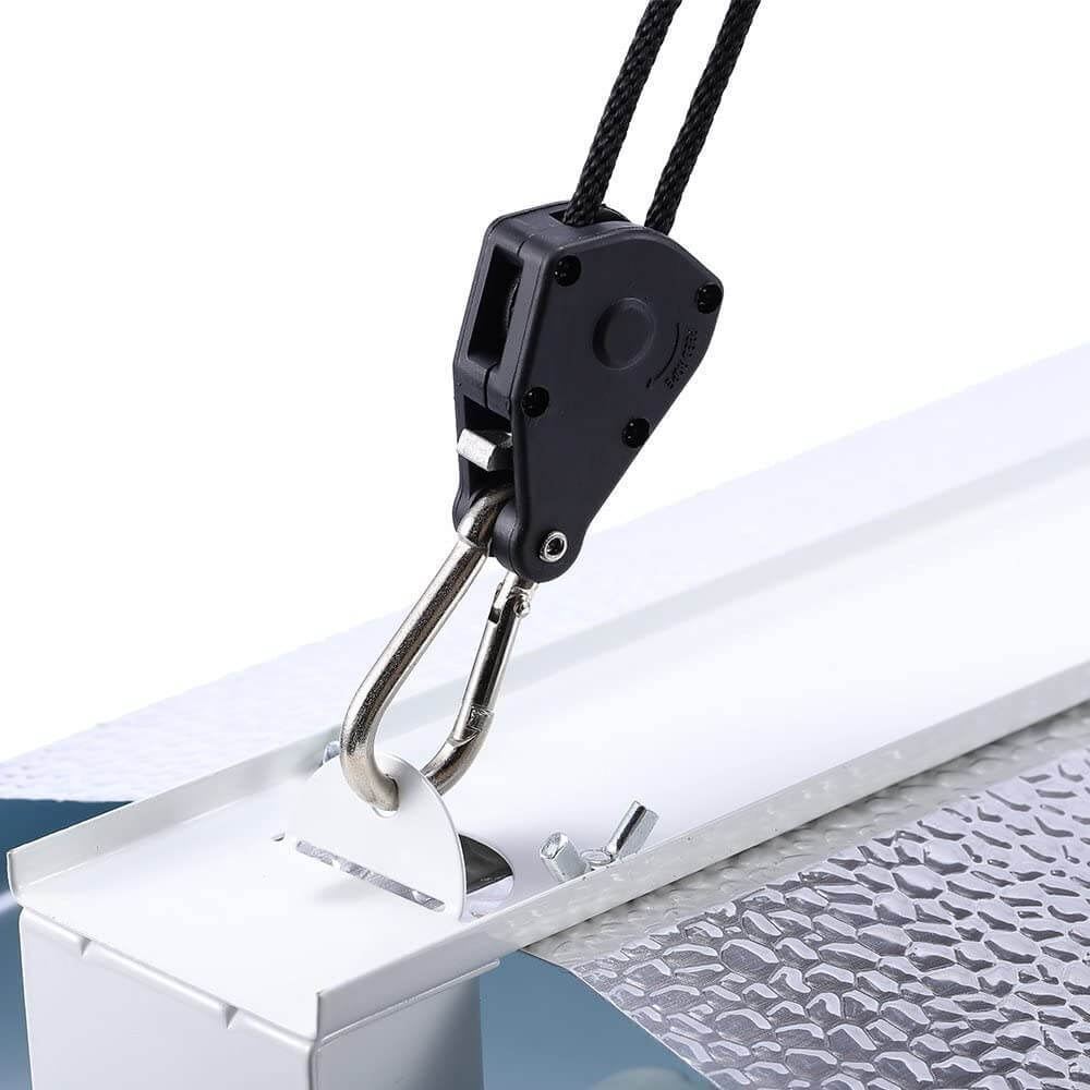 1/8 Inch Adjustable Heavy Duty Tie Down Rope Carabiner Hook Clip Hanger  150lbs