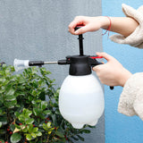 2L One-Hand Pressure Sprayer